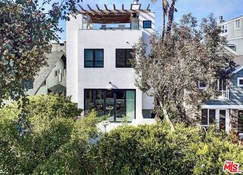15 Reef St, Marina Del Rey, CA 90292