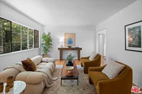 5443 Village Grn, Los Angeles, CA 90016