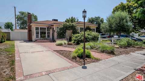 830 N Griffith Park Dr, Burbank, CA 91506