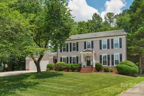 9423 Wood Ridge Drive, Charlotte, NC 28277