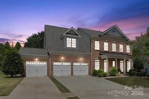 646 Quicksilver Trail, Fort Mill, SC 29708
