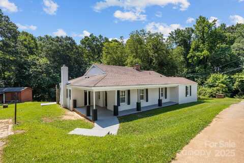 509 8th Avenue Extension, Cramerton, NC 28032