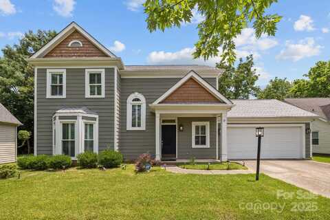 9121 Four Acre Court, Charlotte, NC 28210