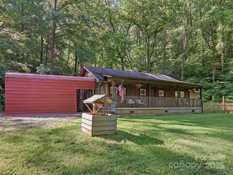 32 Saunooke Road, Asheville, NC 28805
