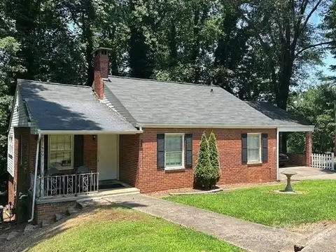 399 Westwood Drive, Statesville, NC 28677