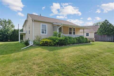 722 47th Avenue, Amana, IA 52203