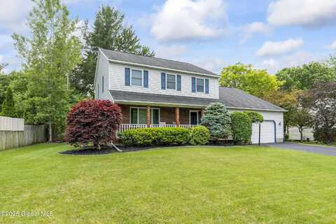 6 Shamrock Circle, Colonie, NY 12110