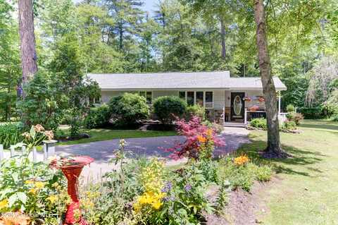 23-24 Lilly Lane, Sand Lake, NY 12018