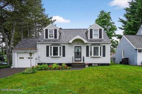 305 Elder Street, Schenectady, NY 12304