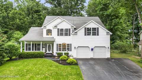 124 Woodfield Boulevard, Malta, NY 12118