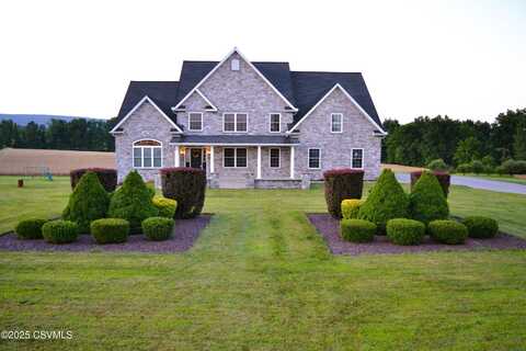 68 YEARLING Lane, New Columbia, PA 17856