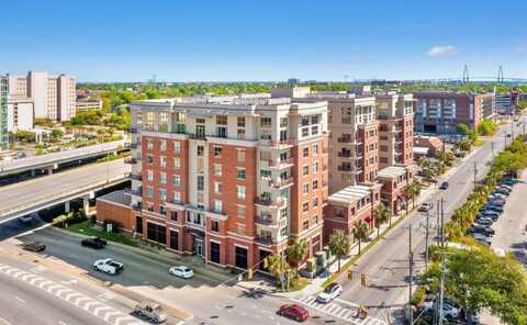150 Bee Street, Charleston, SC 29401