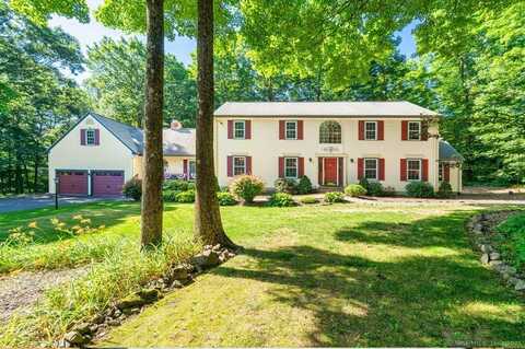 135 Harvest Woods Road, Middlefield, CT 06481