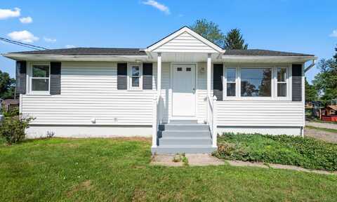 21 Crestwood Avenue, Watertown, CT 06795