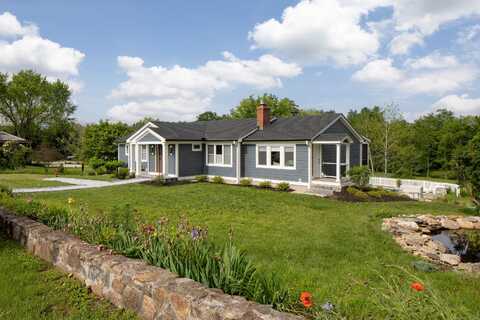 35 Emmons Lane, Canaan, CT 06018