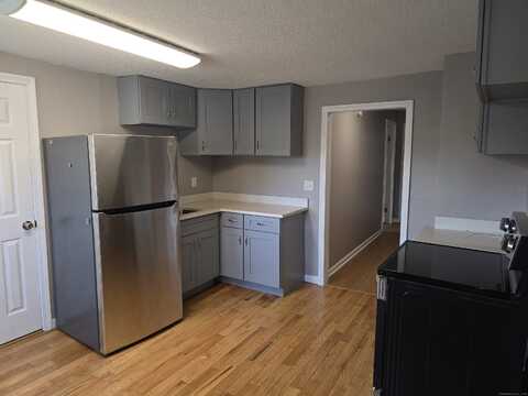 15 Burnham Street, Plymouth, CT 06786