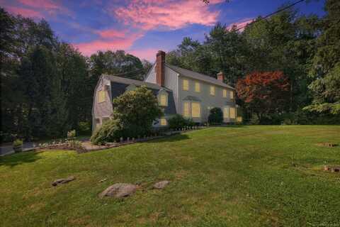 63 Pipers Hill Road, Wilton, CT 06897