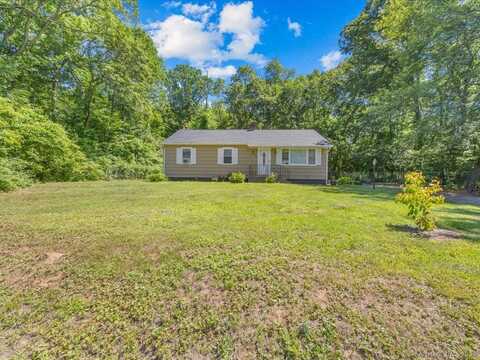 191 Raymond Hill Road, Montville, CT 06382