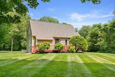 810 West Road, Salem, CT 06420