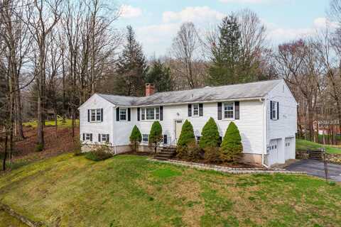 7 Side Hill Lane, Danbury, CT 06810