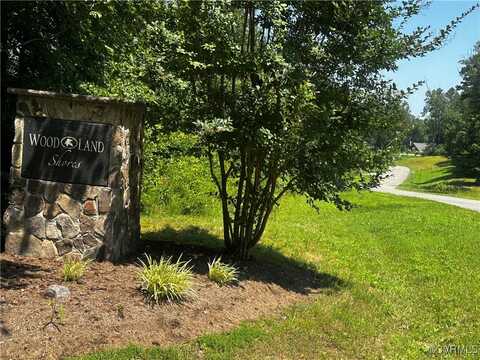 62 Woodland Shores Drive, Mineral, VA 23093