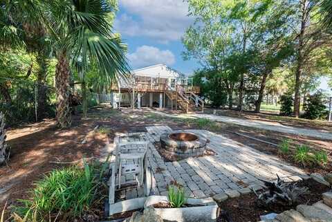 145 904th Ave, Suwannee, FL 32692