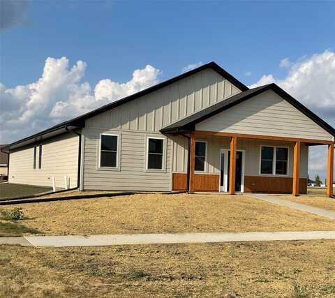1935 Jewel Drive, Grinnell, IA 50112