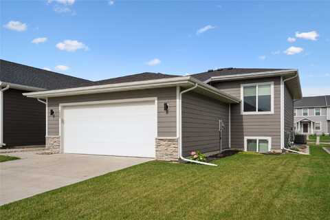 137 Wilder Lane, Ames, IA 50014