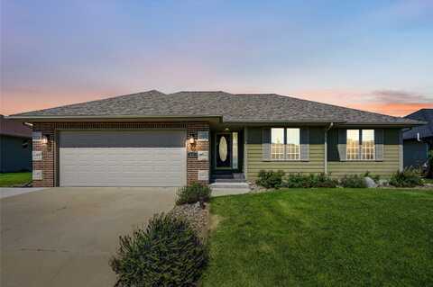 1124 12th Avenue SE, Altoona, IA 50009