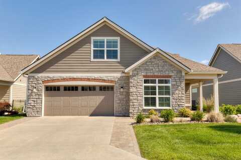 17475 Baxter Drive, Clive, IA 50325