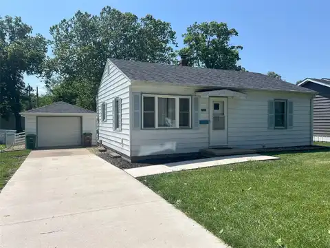 213 Main Street, Norwalk, IA 50211