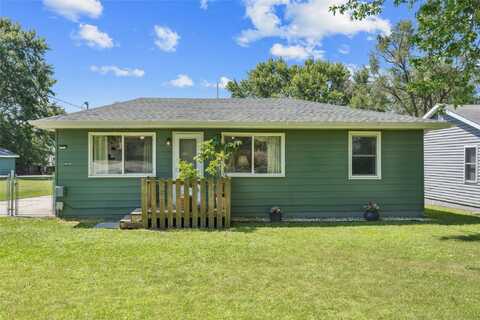 4935 NE 39th Avenue, Des Moines, IA 50317