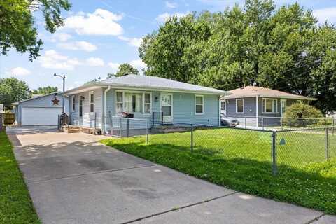 2921 Kinsey Avenue, Des Moines, IA 50317