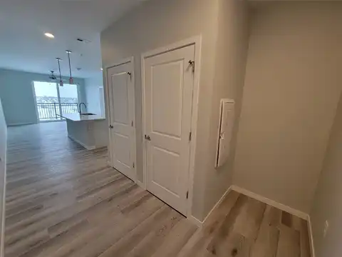 545 Market Street unit: 2209, West Des Moines, IA 50266