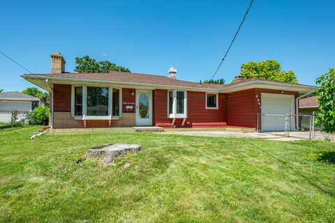 3601 Lindlavista Way, Des Moines, IA 50310