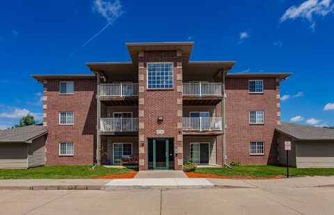 4140 100th Street unit: 5, Urbandale, IA 50322