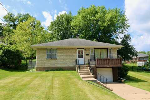 1970 Marion, Dubuque, IA 52003