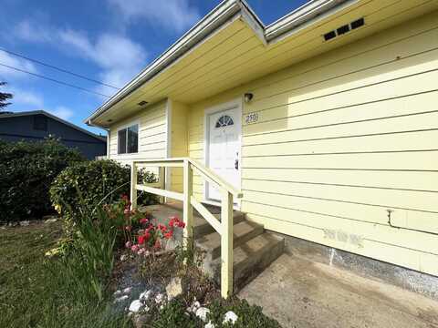 250 Grand, CRESCENT CITY, CA 95531