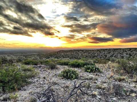 000 Hargrove Winters, Langtry, TX 78871