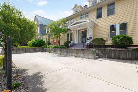 437 E Beardsley Avenue, Elkhart, IN 46514