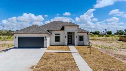 703 Encinal Dr., Eagle Pass, TX 78552
