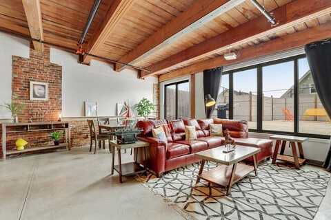 950 Dorchester Ave 205, Boston, MA 02125