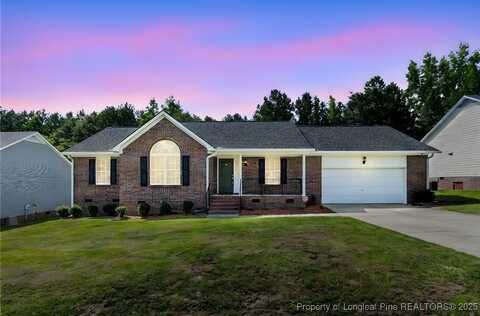 8424 English Saddle Drive, Fayetteville, NC 28314