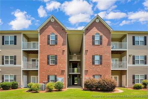 612 Marshtree Lane unit: 304, Fayetteville, NC 28314