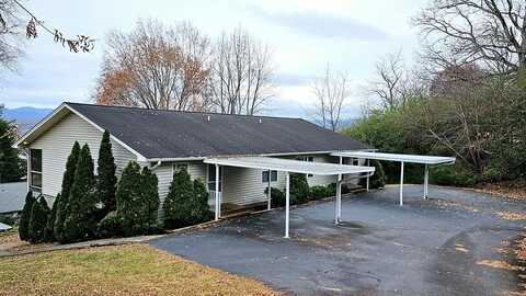 140 A&b Randolph Street, Franklin, NC 28734