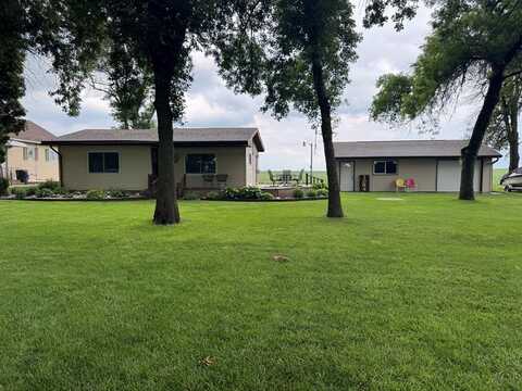 6410 Twin Lakes Road, Manson, IA 50563