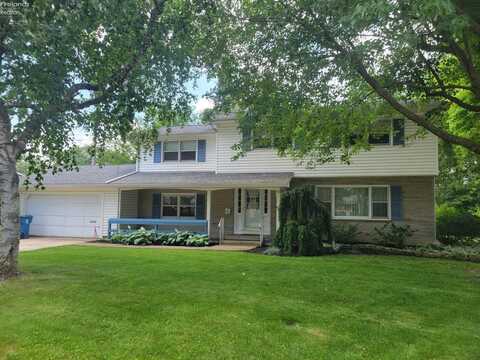 807 Harrison Street, Port Clinton, OH 43452