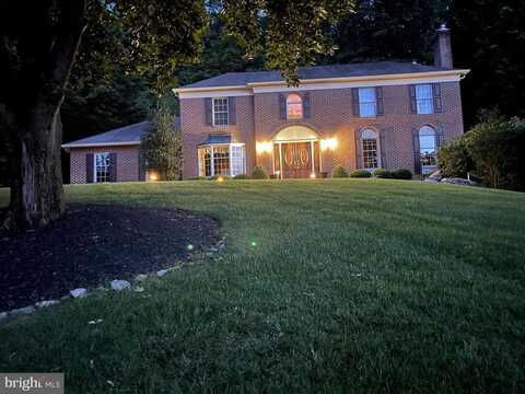 1043 WELSH AYRES WAY, DOWNINGTOWN, PA 19335
