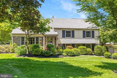76 DEEPDALE ROAD, WAYNE, PA 19087