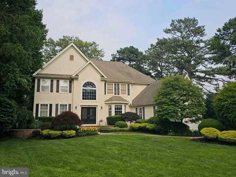 18 KNOTTINGHAM DRIVE, VOORHEES, NJ 08043